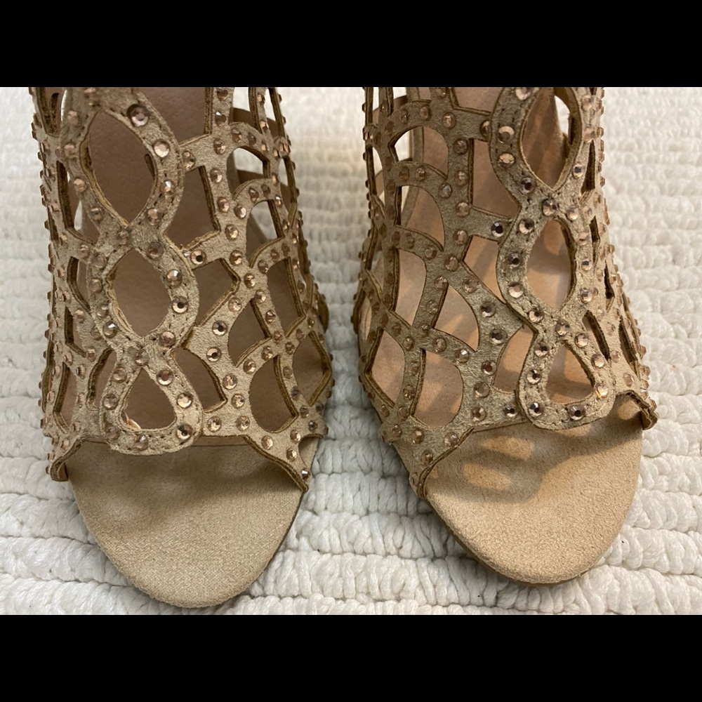 Nine West Sandals Heels Suede color Cinnamon Size 10 Women’s - Picture 3 of 6